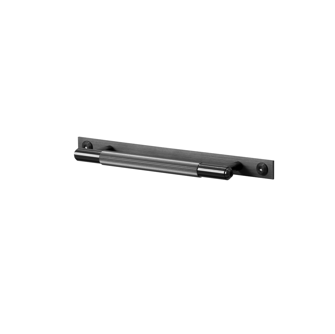 Pull Bar Plate