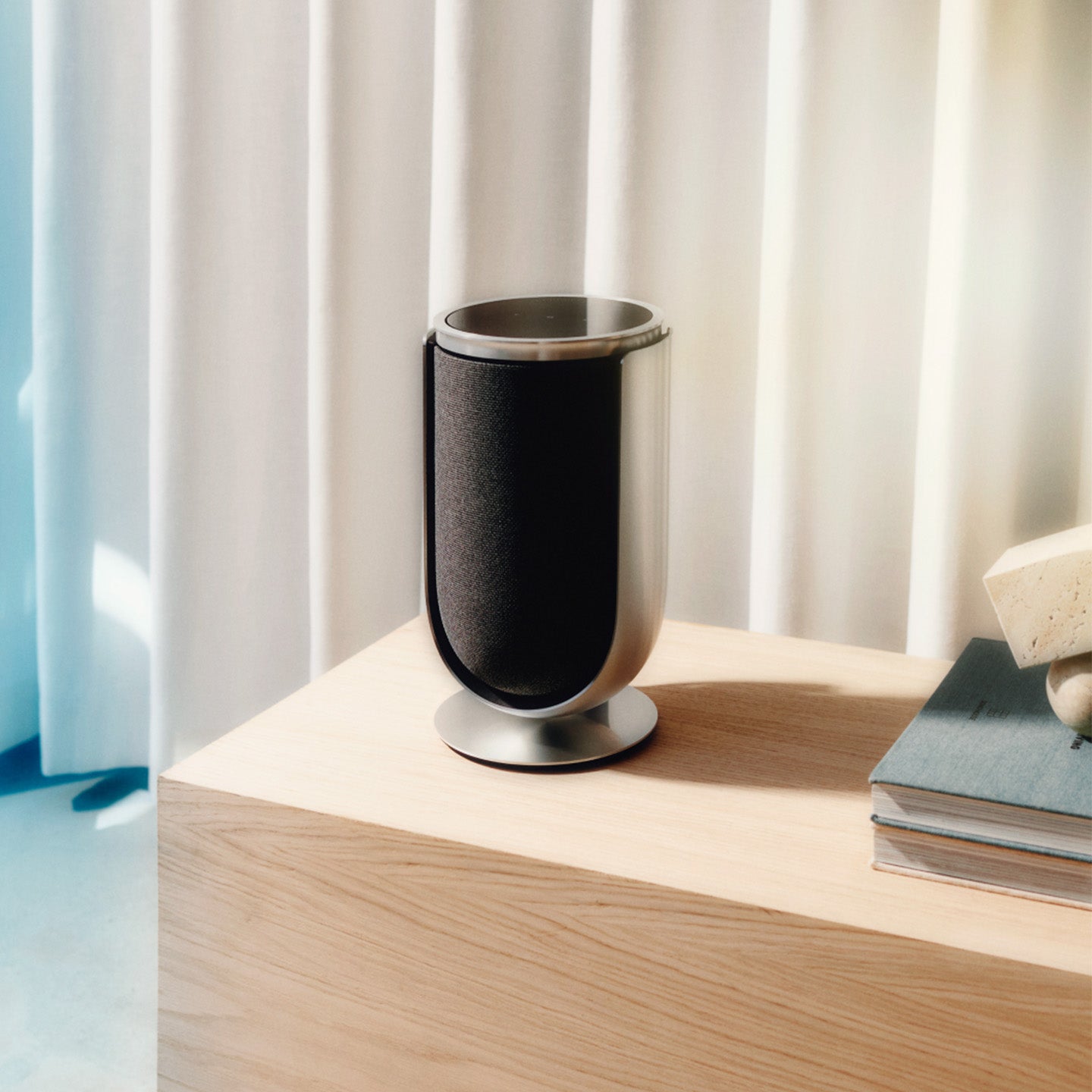 Beolab 8 Wireless Speaker