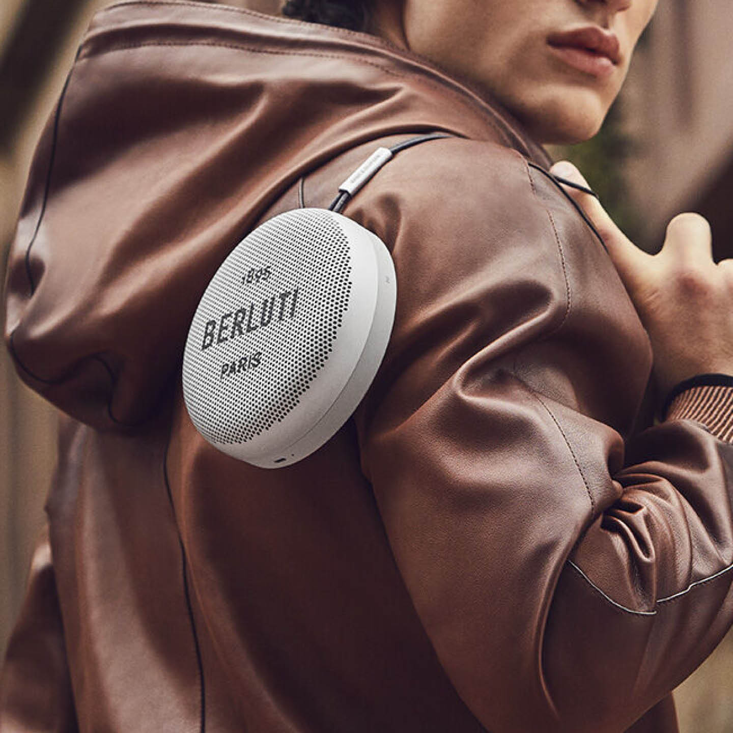 BANG & OLUFSEN Beosound A1 BERLUTI 限定品 BANG & OLUFSEN Beosound A1 BERLUTI 限定品