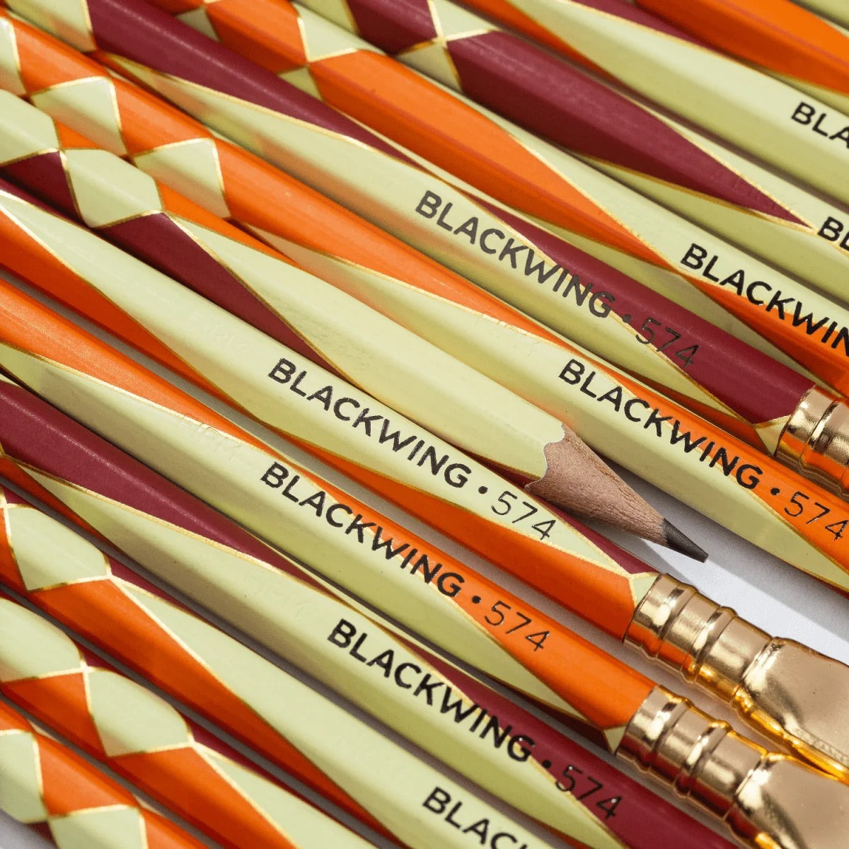 Palomino Blackwing Volume 574 Firm Grafit 12'li Kurşun Kalem Seti