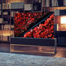 Resmi Galeri görüntüleyiciye yükleyin, LG Signature R1 4K Rollable TV
