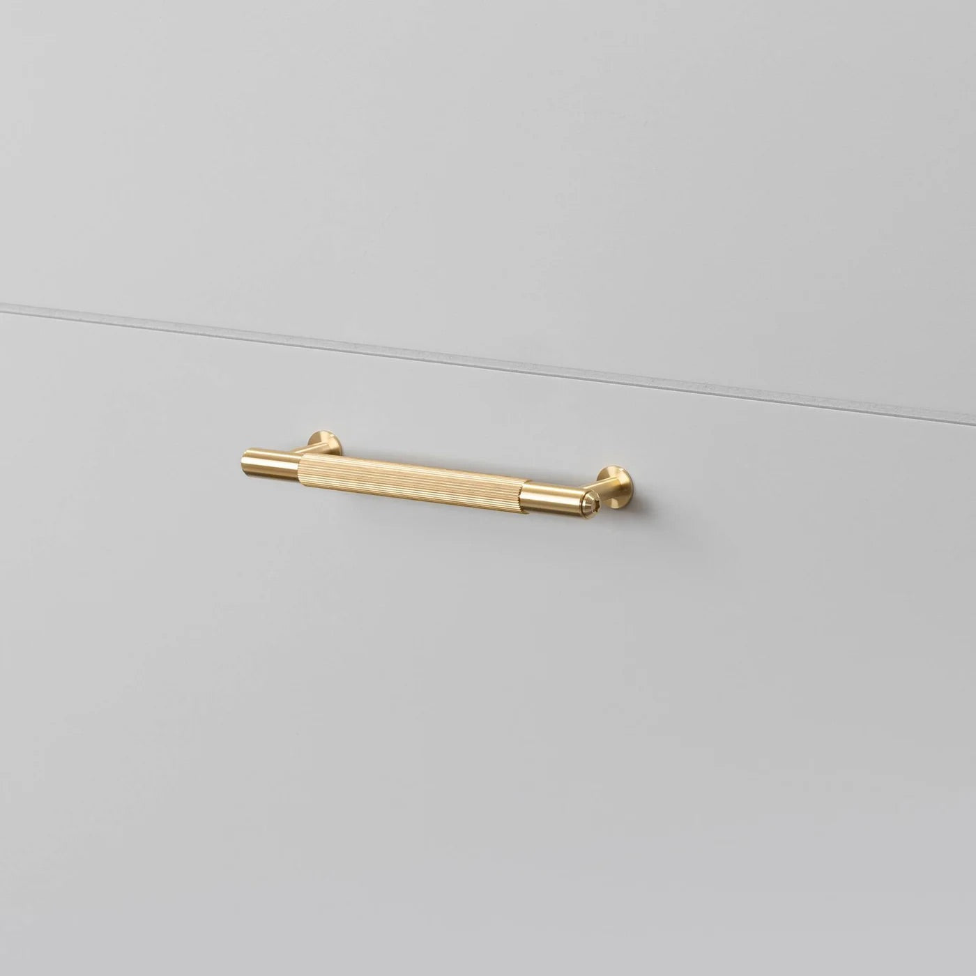 Pull Bar / Linear