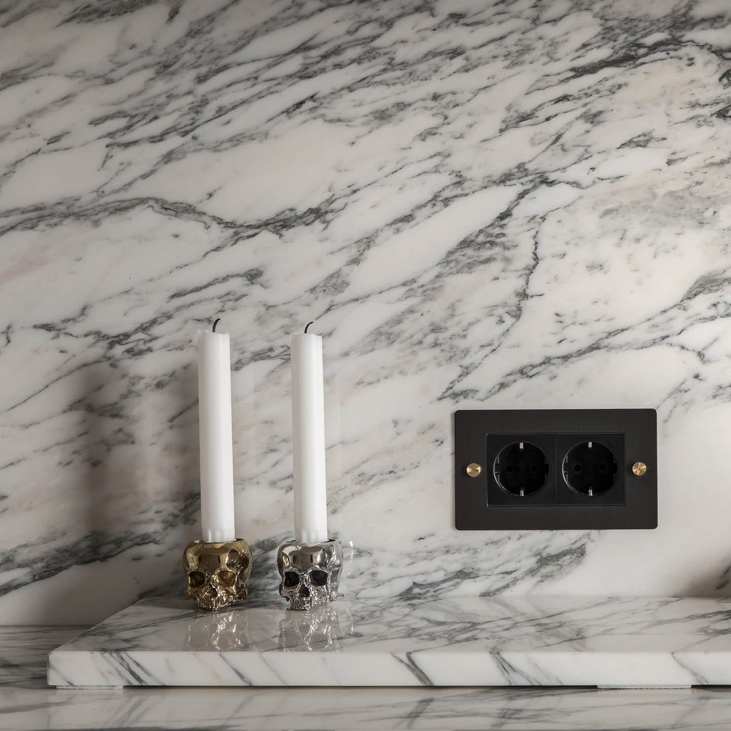 Skull Candle Holder - Travis Barker Edition