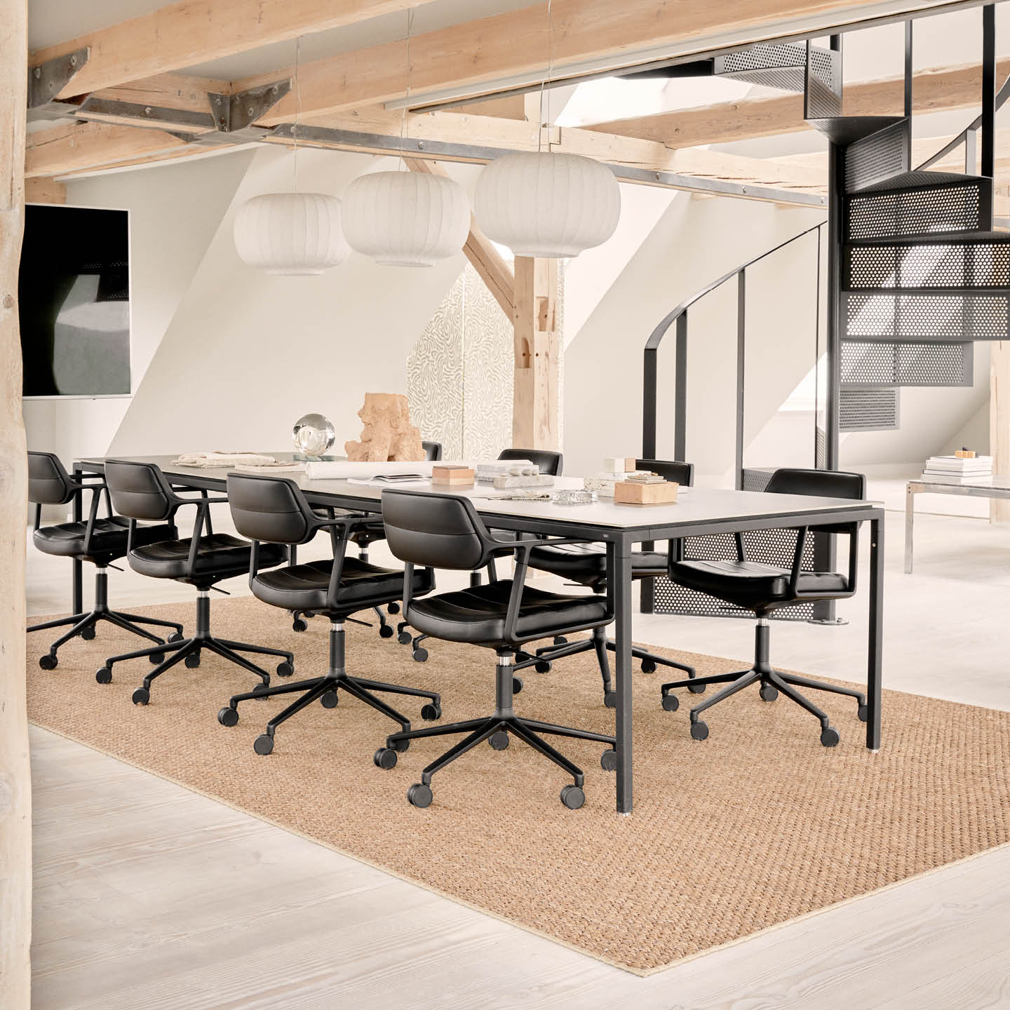 Vipp453+ Swivel Chair