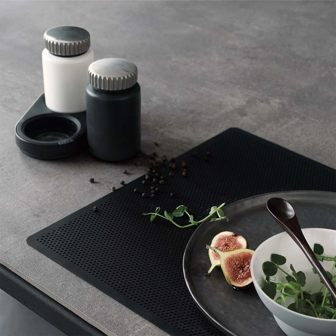 Vipp263 Salt & Pepper Mill Set