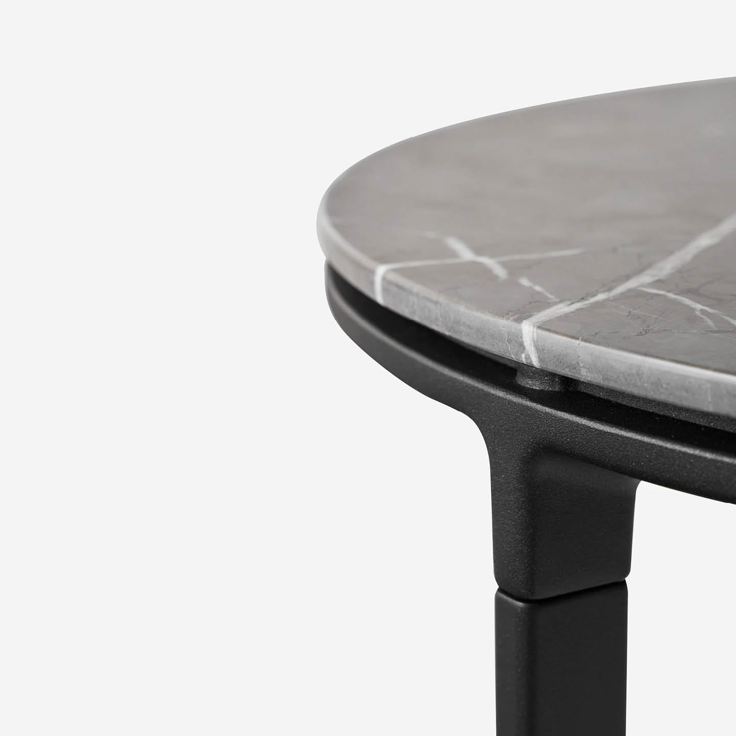 Vipp423-425 Coffee Table