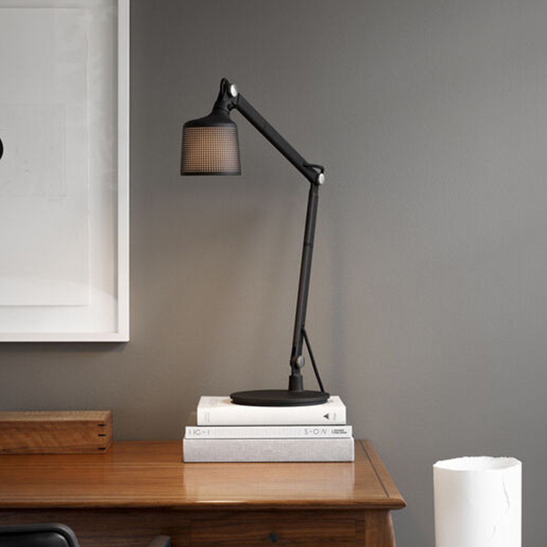 Vipp521 Desk Lamp