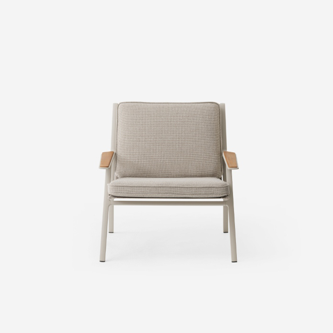 Vipp713 Open-Air Lounge Chair