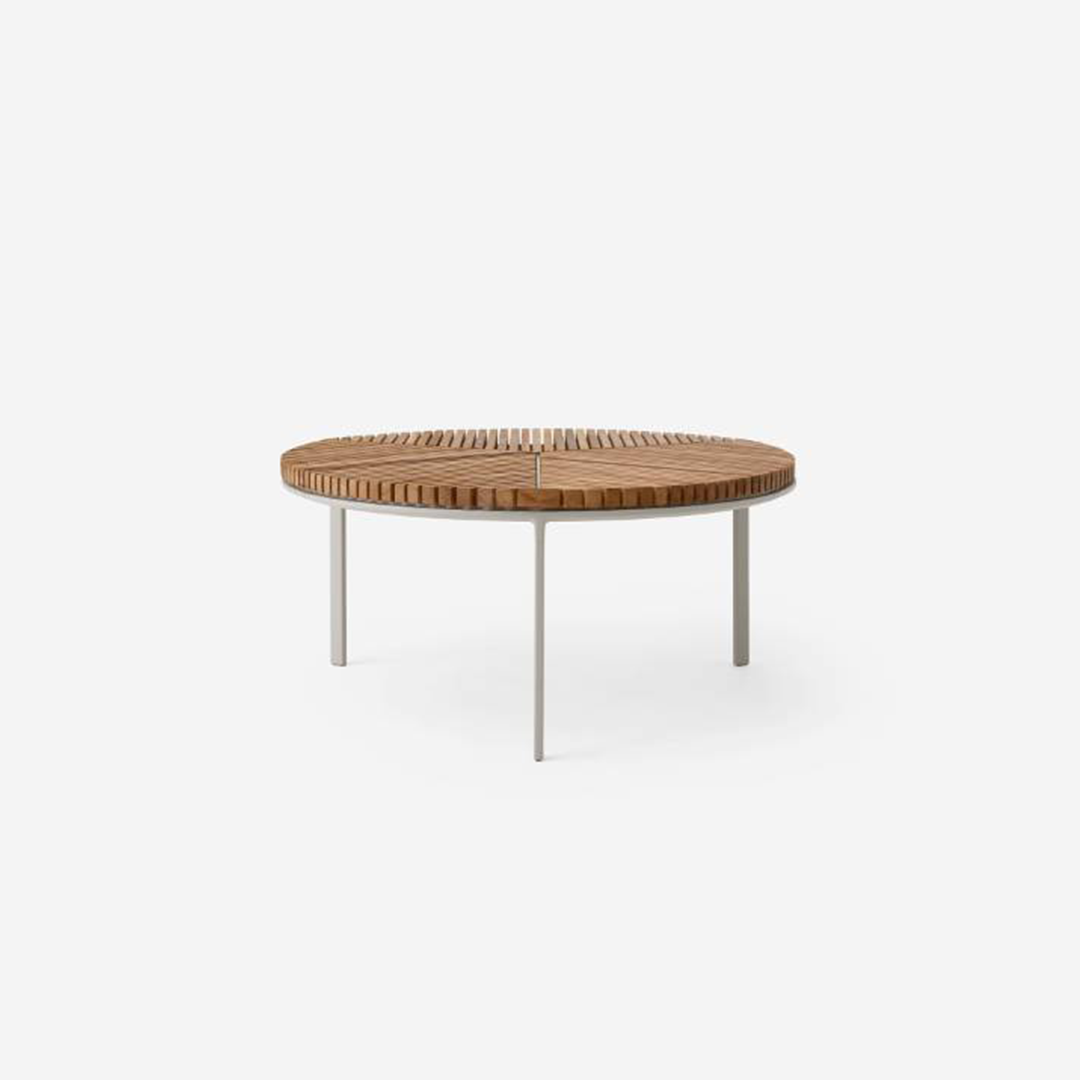 Vipp716 Open-Air Café Table