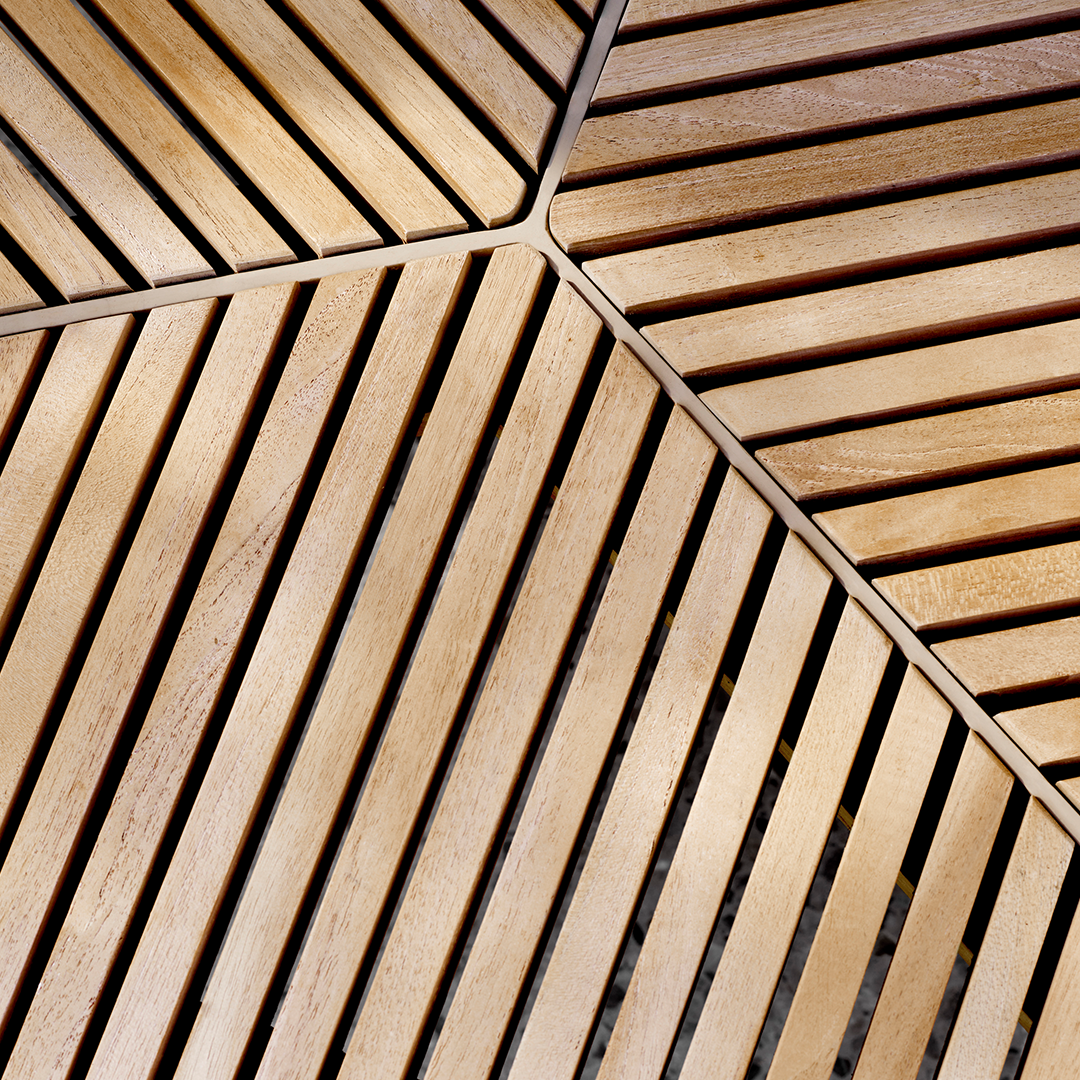 Vipp716 Open-Air Café Table