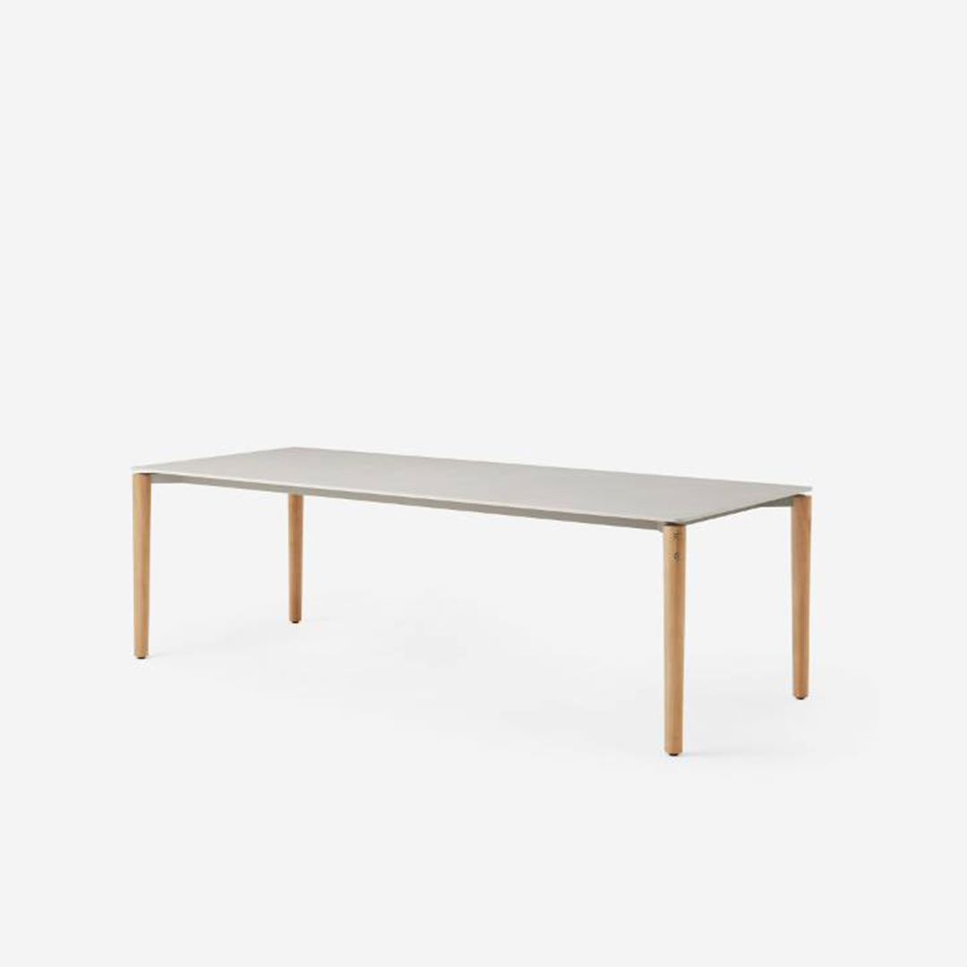 Vipp719 Open-Air Table