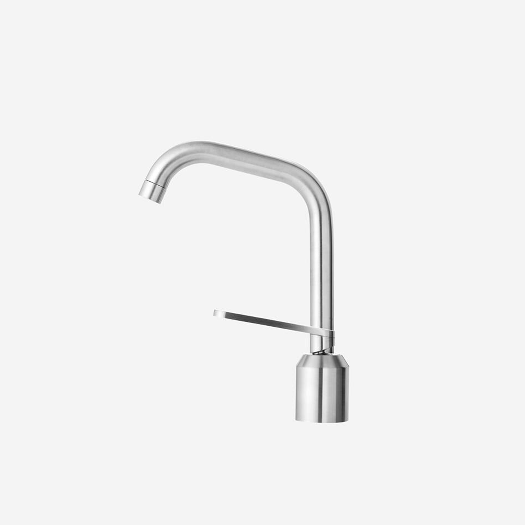 Vipp906 Bath Tap