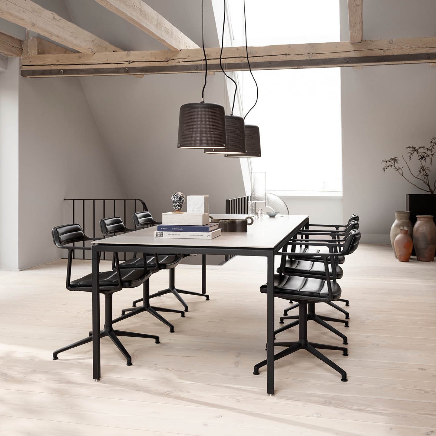 Vipp971-972 Dining Tables