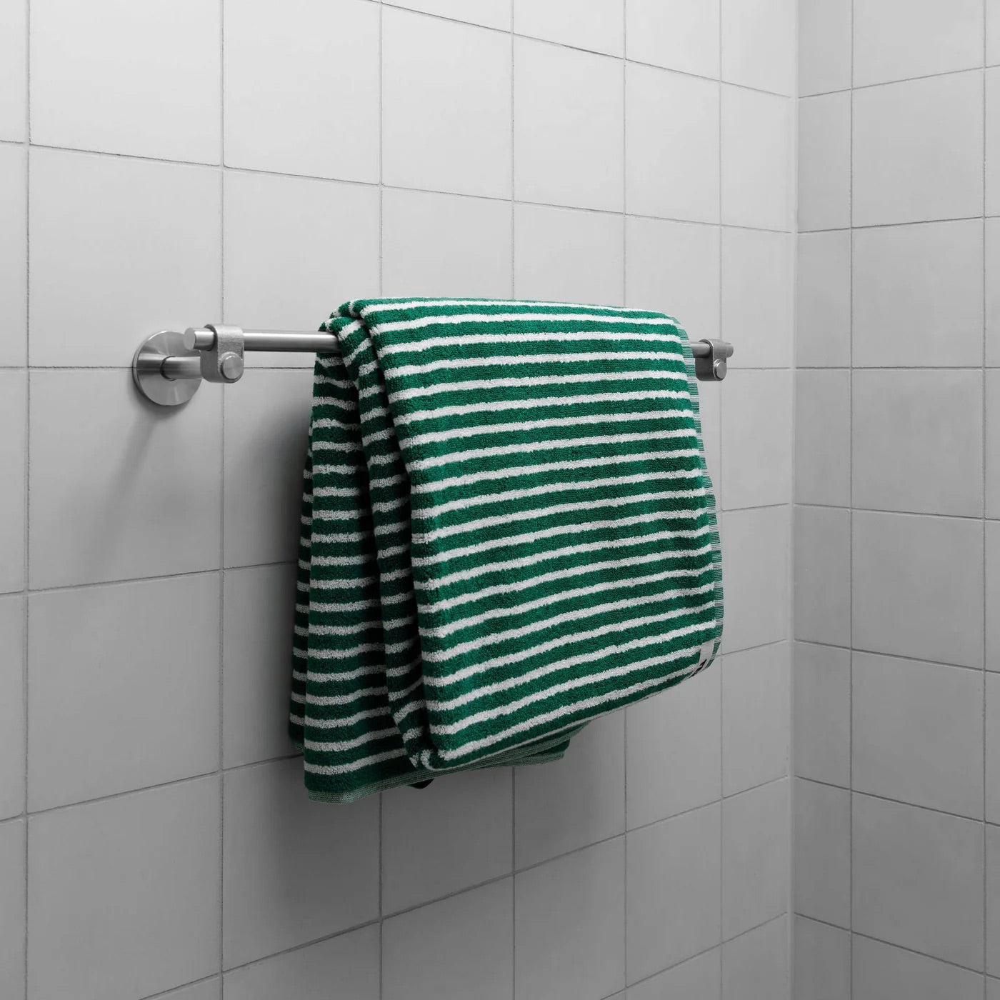 Towel Rail / Cast