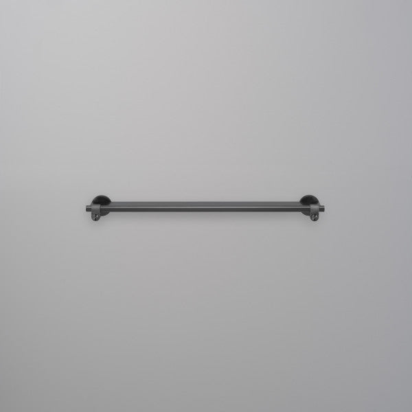 Shelf / Cast / Medium