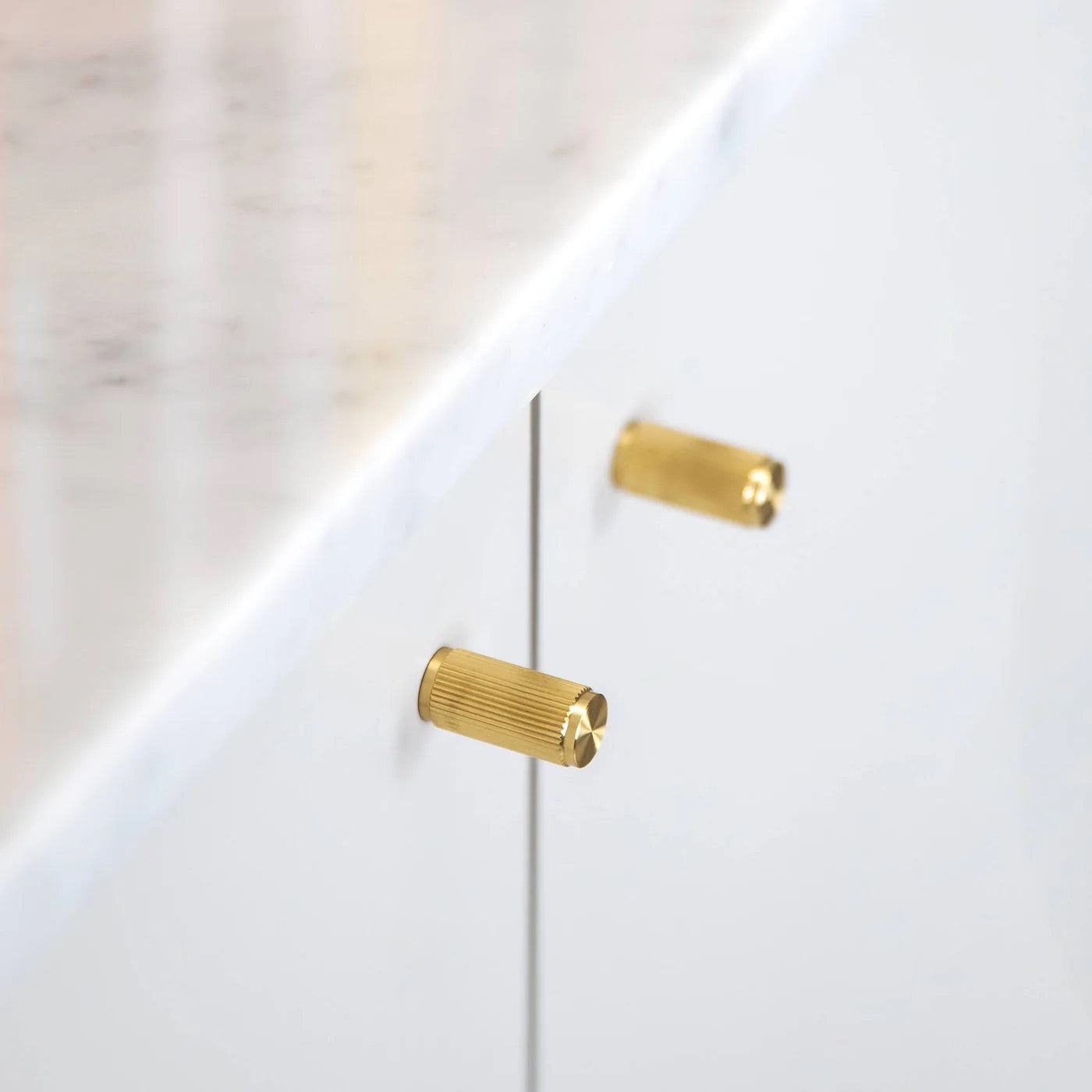 Furniture Knob Linear Set