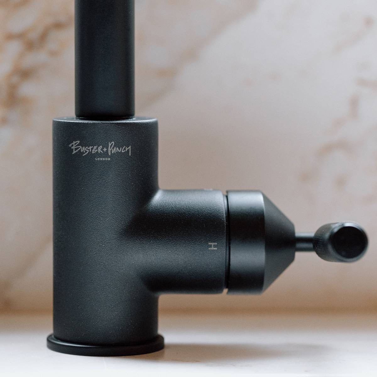 Kitchen Tap / Pull-Out Mixer / Cross