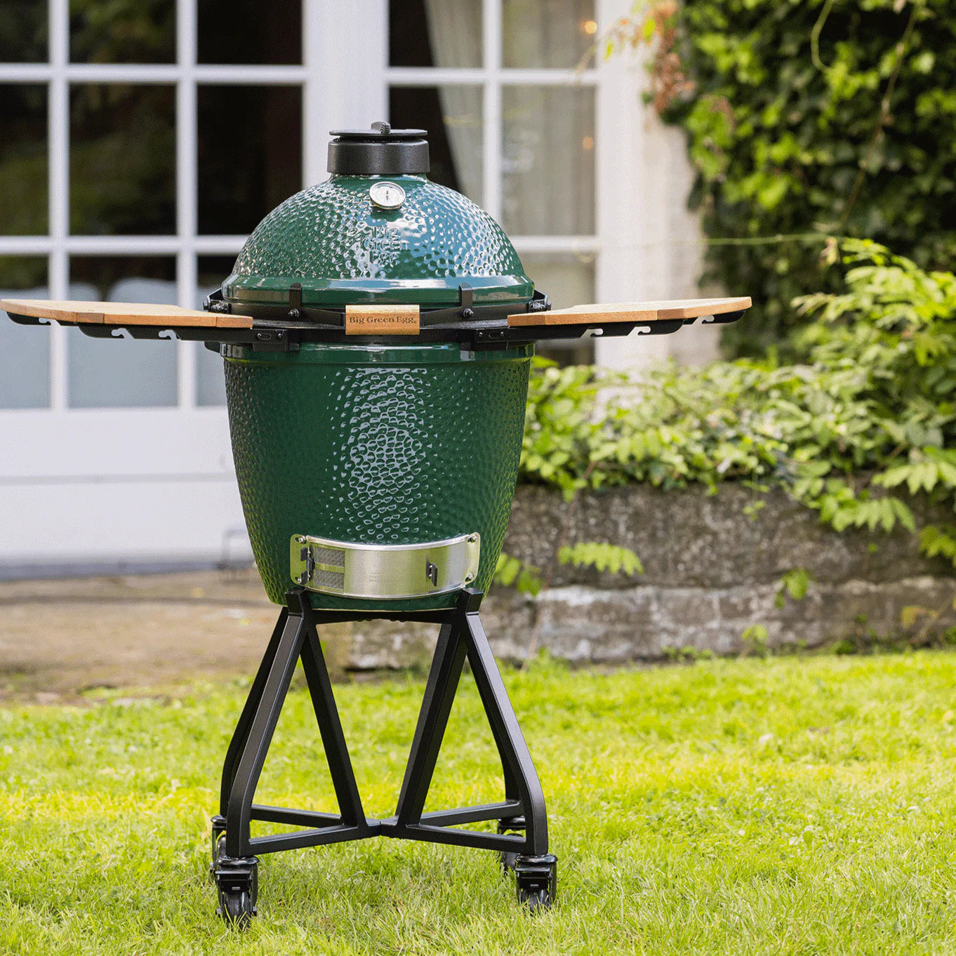 Medium Big Green Egg Kamado Barbekü