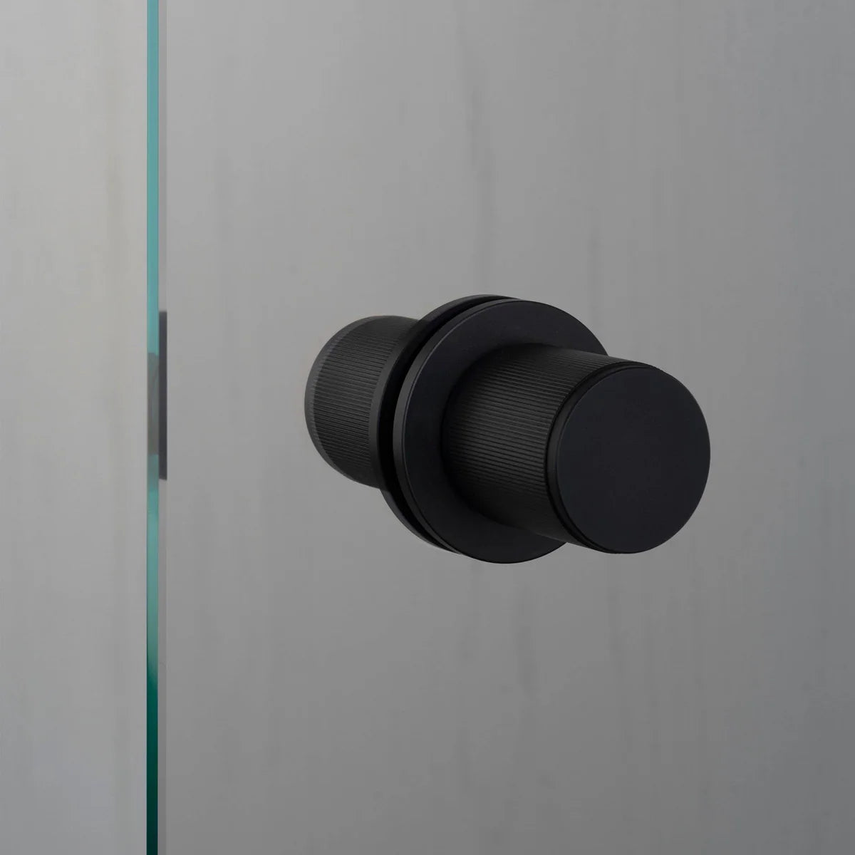 Door Knob / Fixed / Double-Sided / Linear