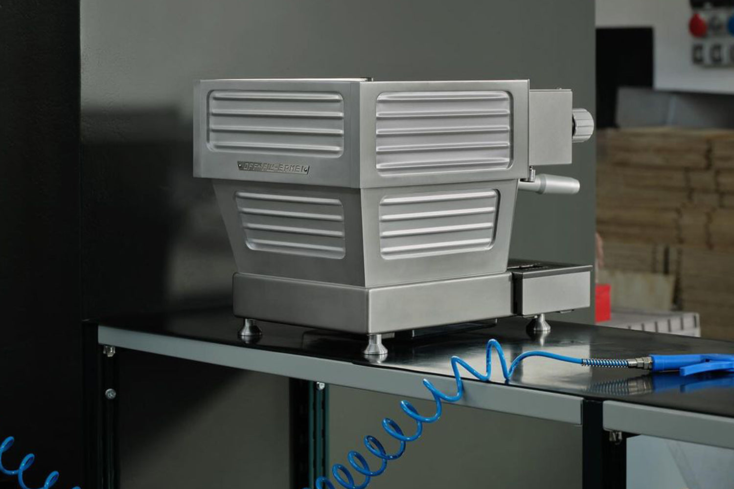 Rimowa x La Marzocco Linea Mini: Luxury Meets Coffee – JUSTSTANDART