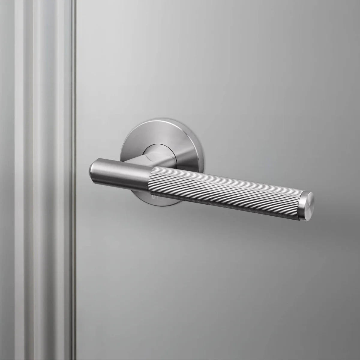 Door Handle Set / Linear / Sprung