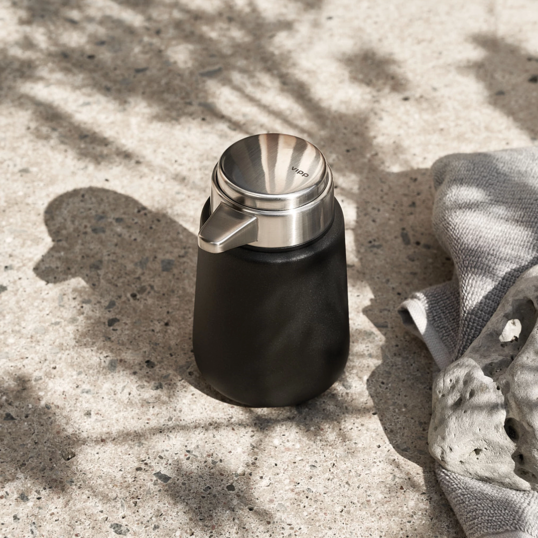 Vipp Bathroom Essentials Black Set