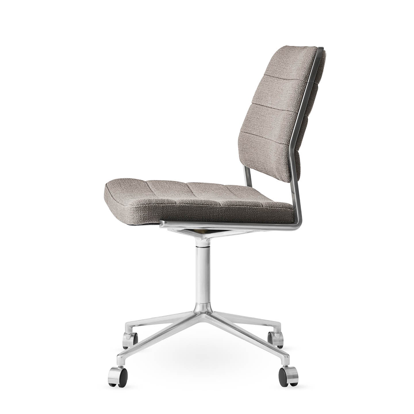 Vipp454 Swivel Chair