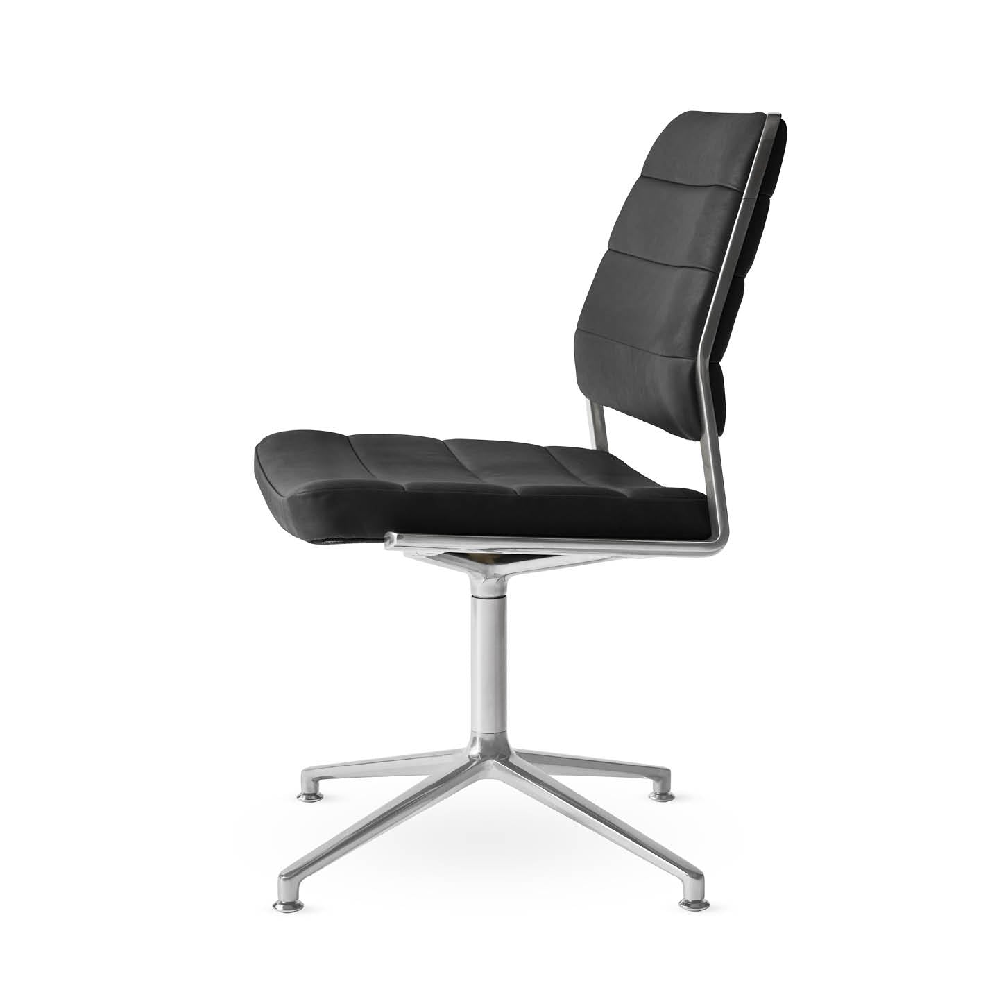 Vipp454 Swivel Chair