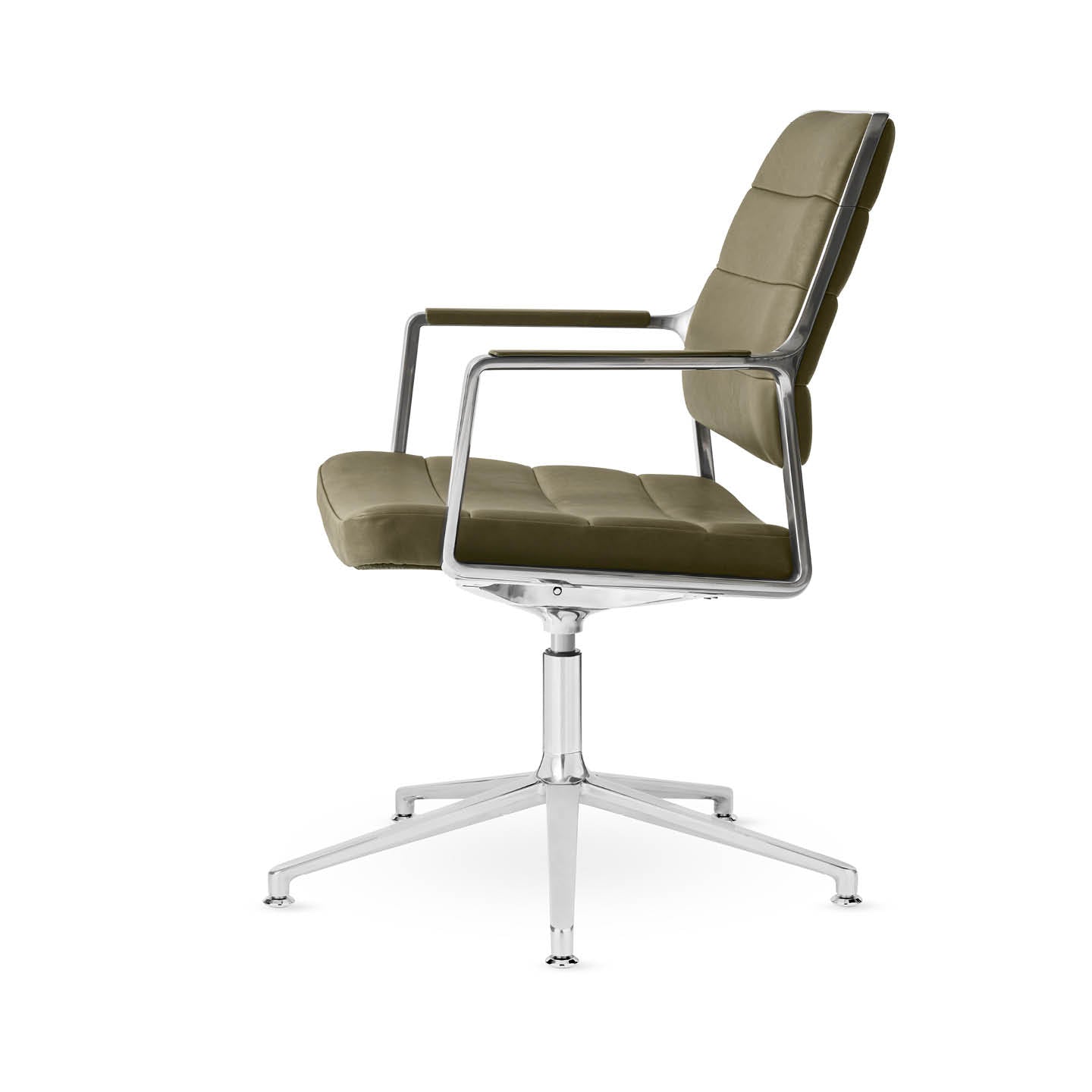 Vipp455+ Swivel Chair