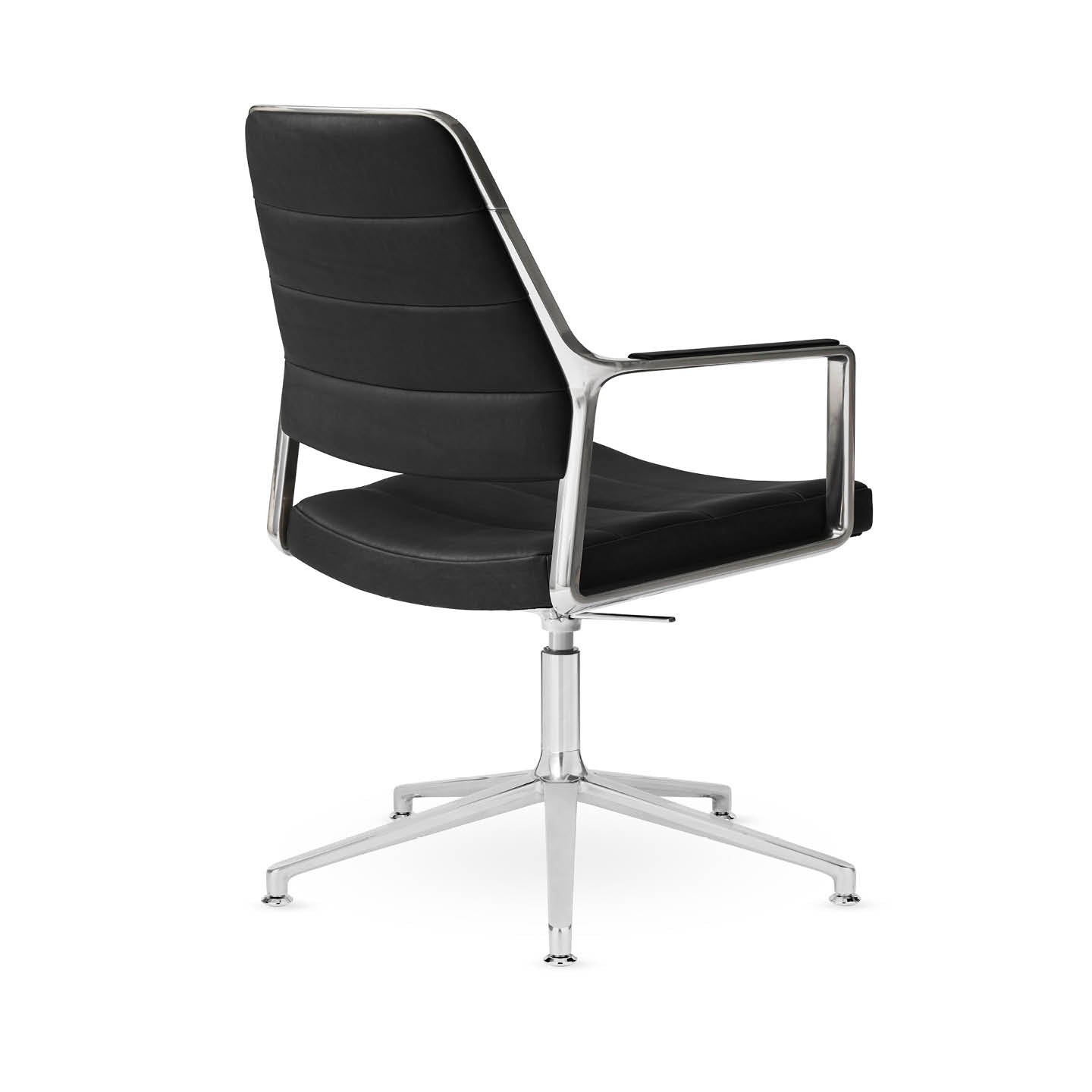 Vipp455+ Swivel Chair