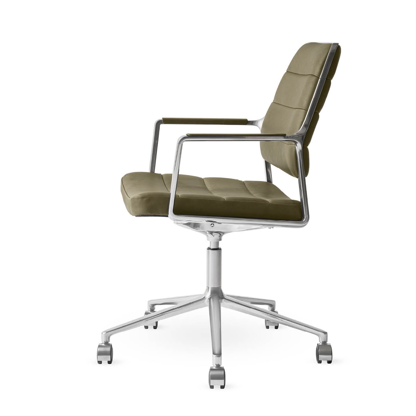 Vipp455+ Swivel Chair